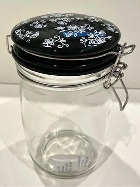 Temp-Tations by Tara “Black Floral Lace” Canning Jar w Ceramic Clamp Lid | NWOT